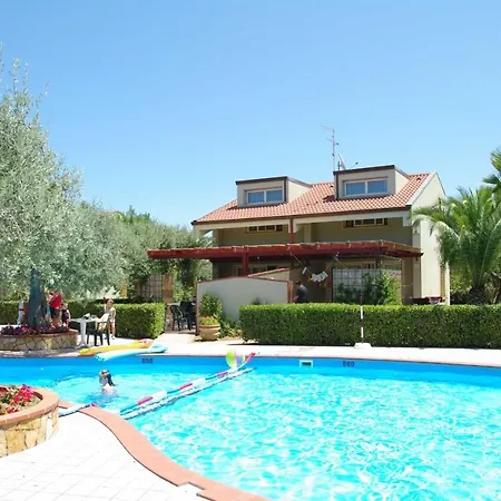 Apartament Fontana Barone *